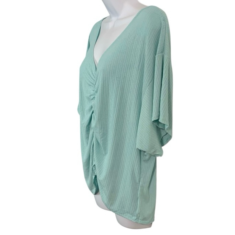 LEXINGTON AVENUE Ruched Front Ribbed Short Sleeve Top - Picture 2 of 6
